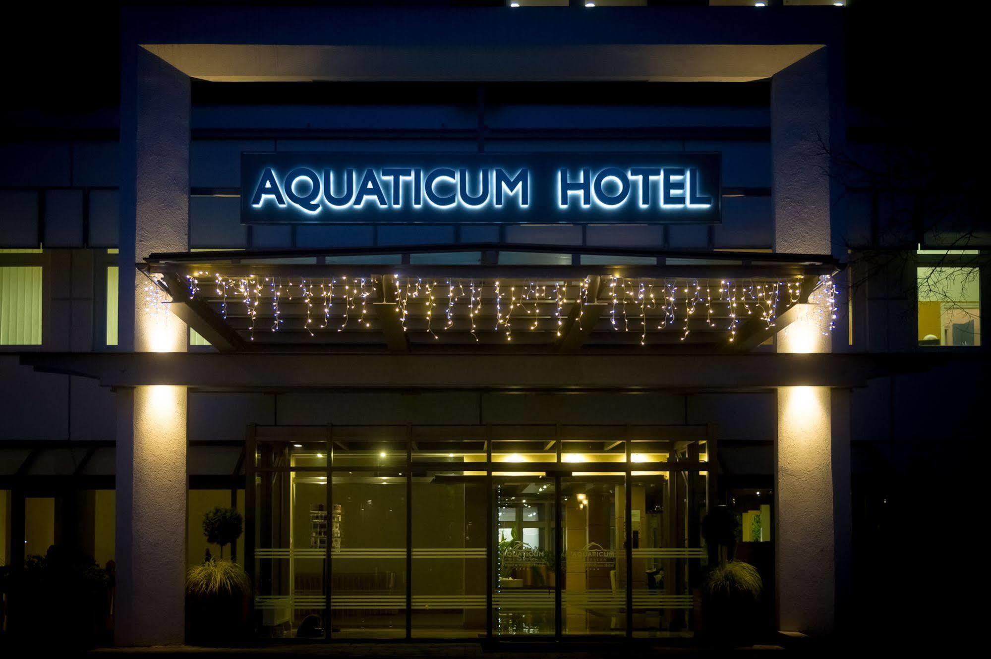 Aquaticum Debrecen Termal & Wellness Hotel ภายนอก รูปภาพ